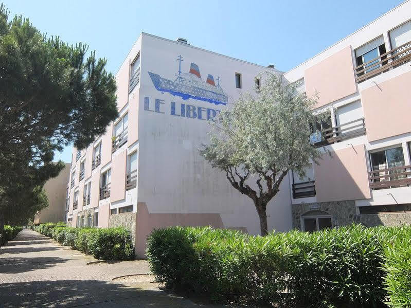 Le Liberte Hotel Saint-Cyprien  Ngoại thất bức ảnh